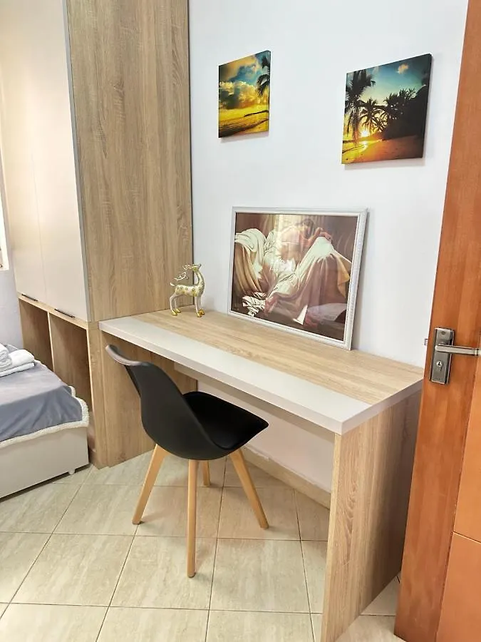 Delux Apartment Durrës
