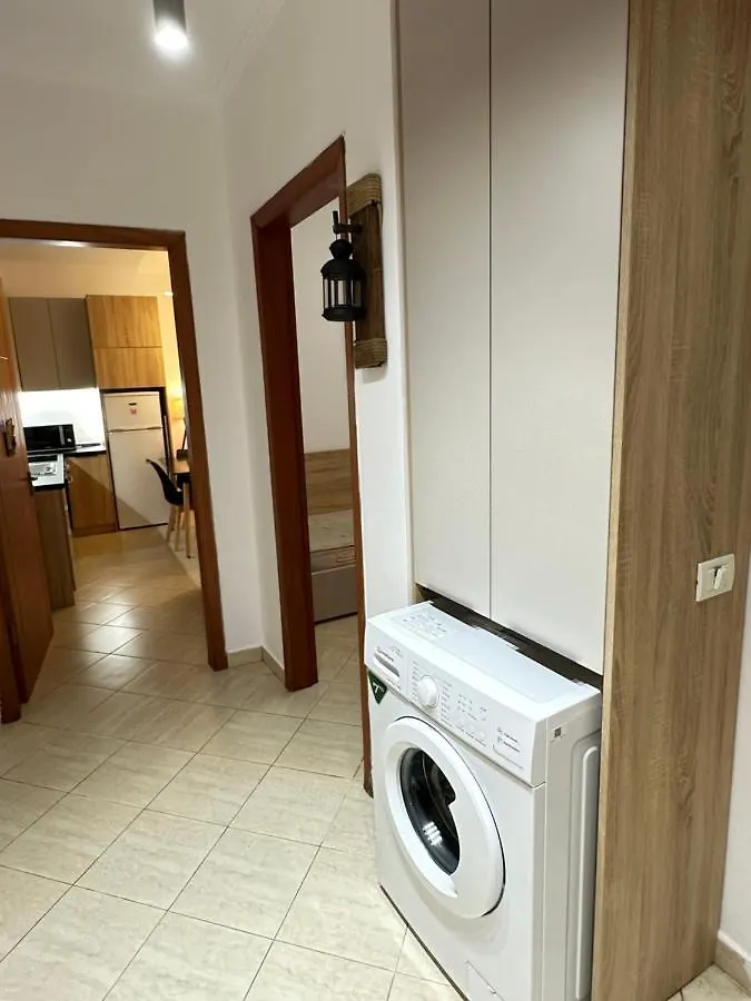 Delux Apartment Durrës 0*,